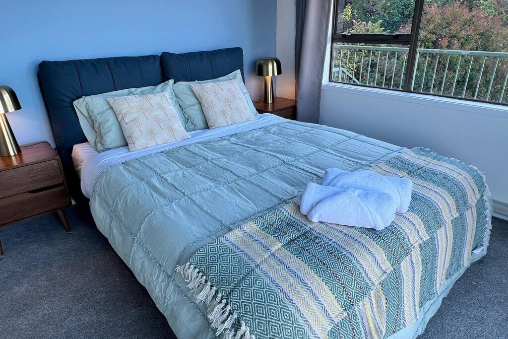 Lakeview Home Retreat At Queenstown Hill Ngoại thất bức ảnh
