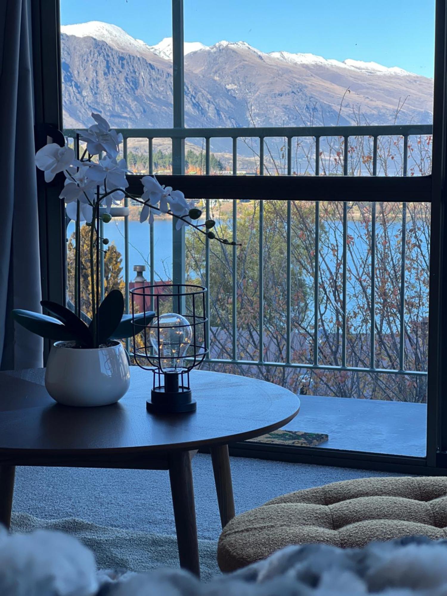 Lakeview Home Retreat At Queenstown Hill Ngoại thất bức ảnh